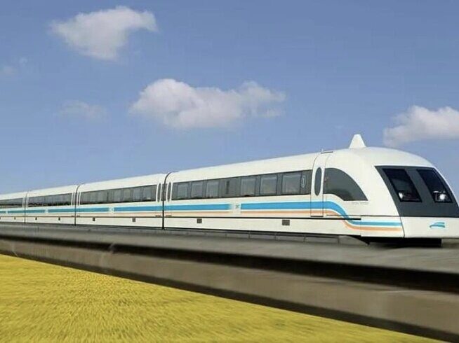 Shanghai Maglev train at Longyang Road station, headed to PVG airport at 431 km/h.