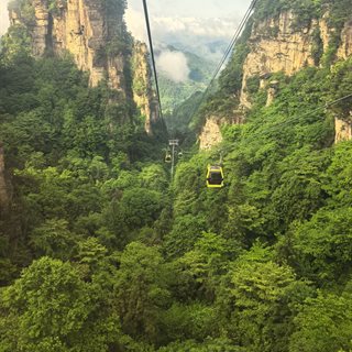Yangjiajie cable car gondola above the pillar valley